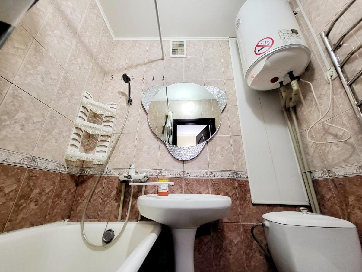Квартира В Центрі Драгоманова 64,Поряд Центр Міста, Поля,Шпиталь, Швидка На Антоновича, 16Лікарня Dniepropietrowsk Zewnętrze zdjęcie